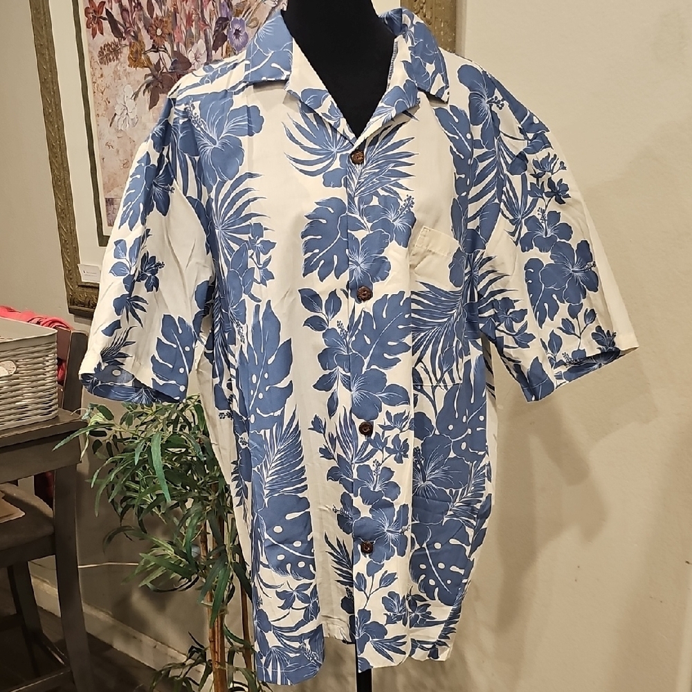 Tommy Bahama Blue Floral Shirt